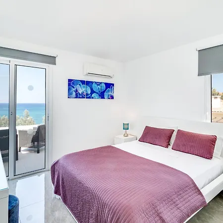 Front Aqua Marina By Ezoria *