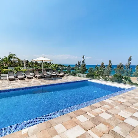 Villa Front Aqua Marina By Ezoria *