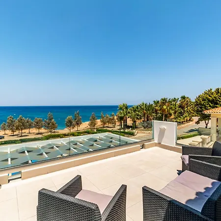 Front Aqua Marina By Ezoria Paralímni