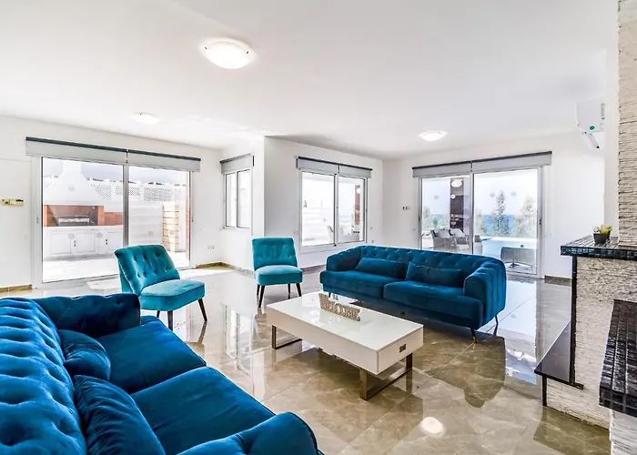 Front Aqua Marina By Ezoria